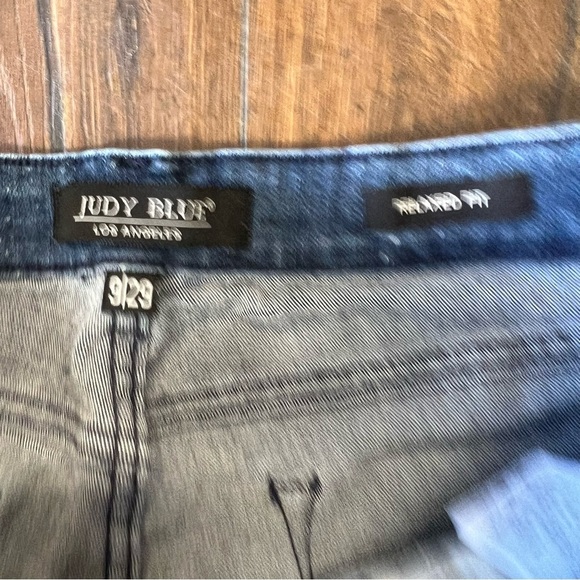 Judy Blue Keene Mid Rise Bleach Splattered Mineral Wash Relaxed Fit SZ 9/29 - Picture 8 of 9